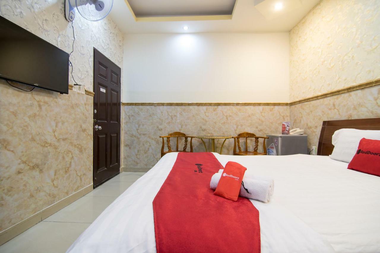 Reddoorz Plus Near Mien Tay Bus Station 2 Ho Chi Minh City Exterior photo