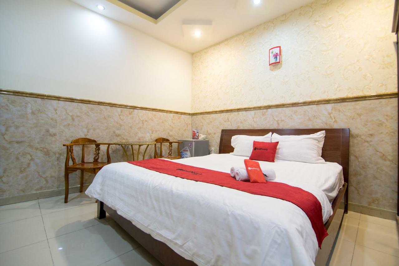 Reddoorz Plus Near Mien Tay Bus Station 2 Ho Chi Minh City Exterior photo